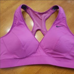 Nike dry fit sports bra. Never worn